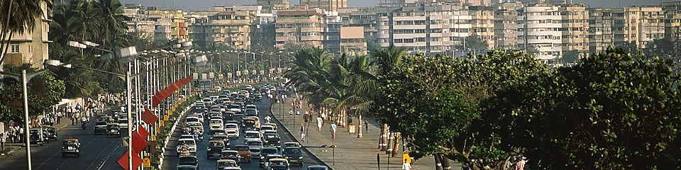 File op Marine Drive in Bombay, India