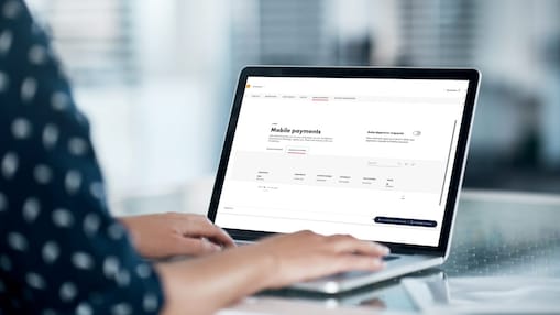 Hoe keurt u verzoeken van bestuurders goed?