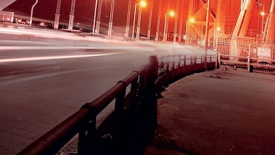 Bridge light up